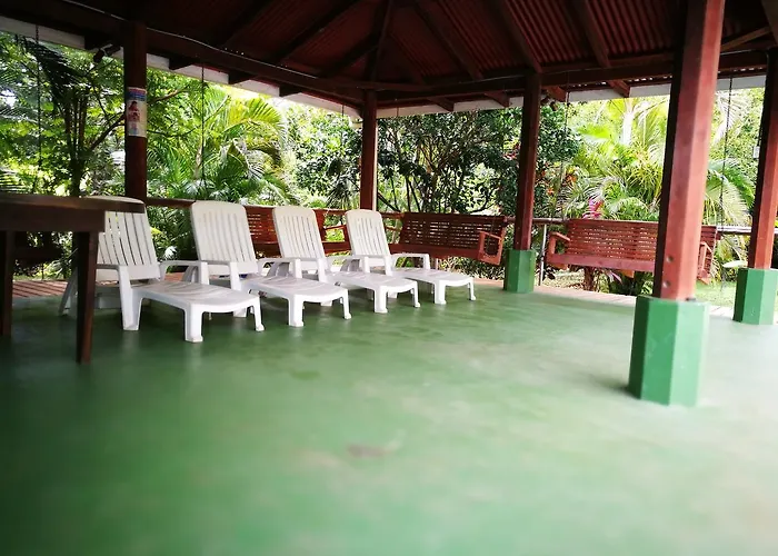 Turtle Bed & Breakfast 3*